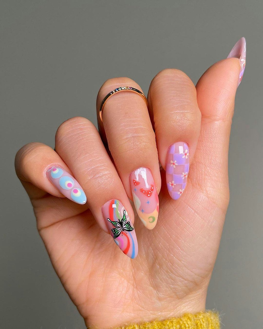 20 Trippy Mushroom Nail Art Ideas For Every Aesthetic