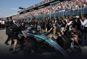 Image from: Rahsia Mercedes F1 Dapat Jana RM3.6 Bilion!