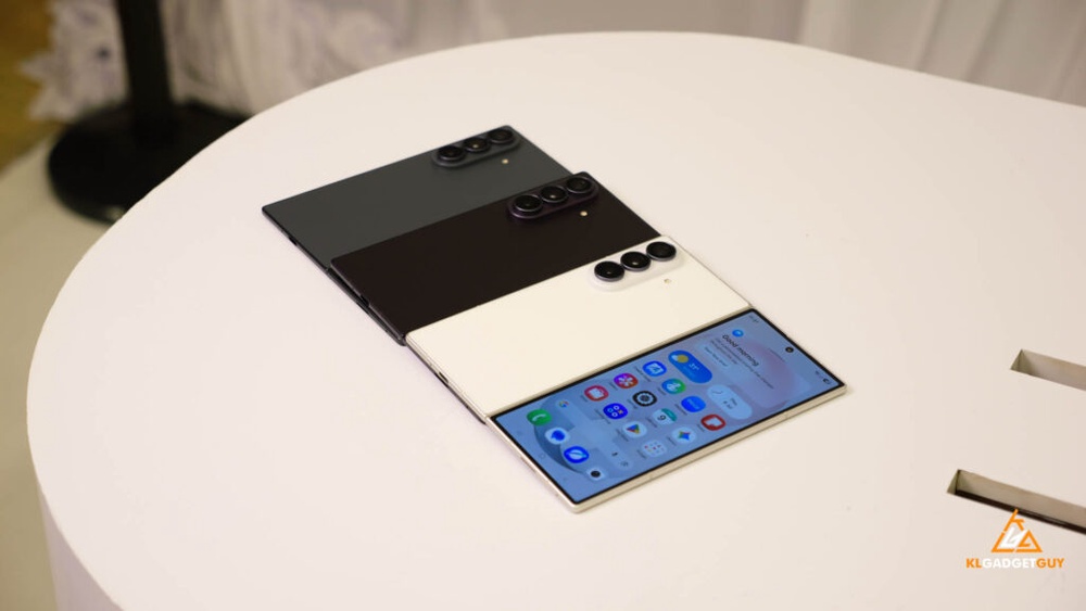 Image from: Samsung Galaxy Z Fold8 vs Galaxy Z Fold8 Ultra: Which Foldable Should You Buy in Malaysia?