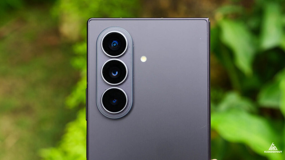 Image from: Samsung Galaxy Z Fold8 Ultra Review – Worthy Ultra Refinemments?
