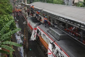 INDONESIA TRAINS 1777339111