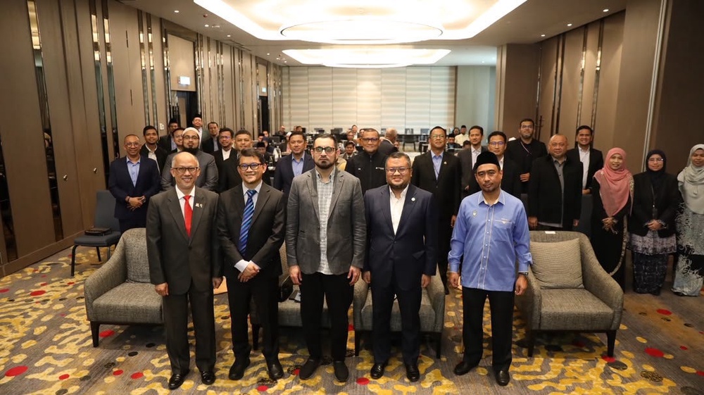Bank rakyat maybank 2