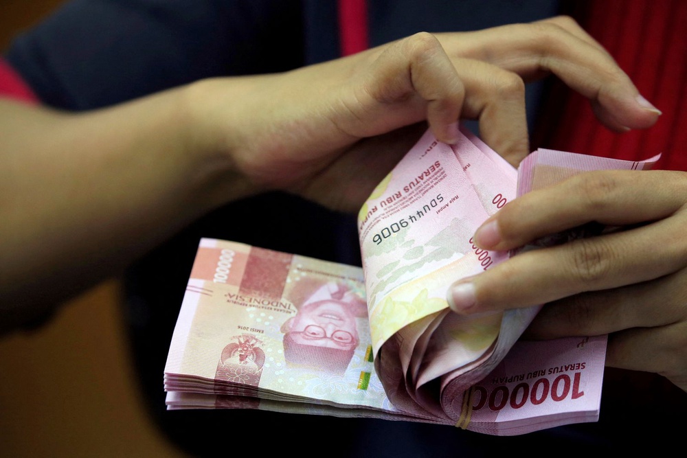 Image from: Indonesia's economic growth slows to 5.3 pct in second quarter, but beats forecast