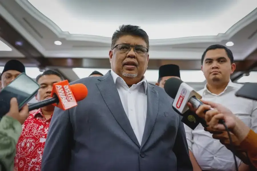 Image from: HARAPAN sedia runding kerjasama dengan BN, tapi jangan letak syarat - Amirudin