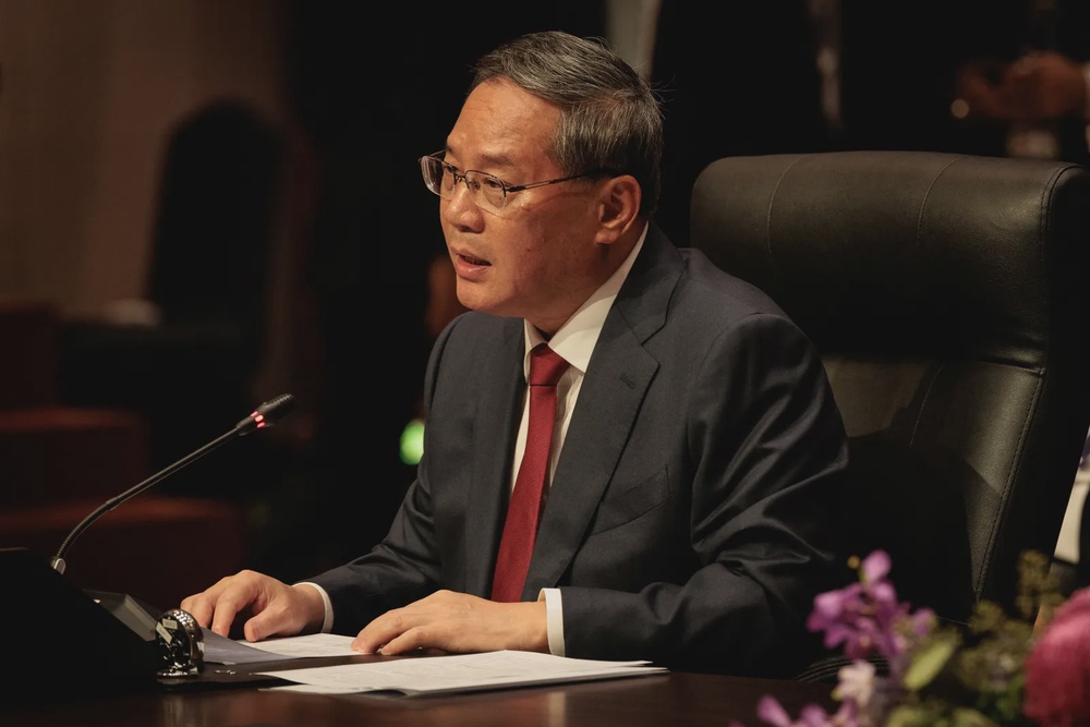 Image from: Bangladesh's premier looks to China, Malaysia for investment, jobs in first trip