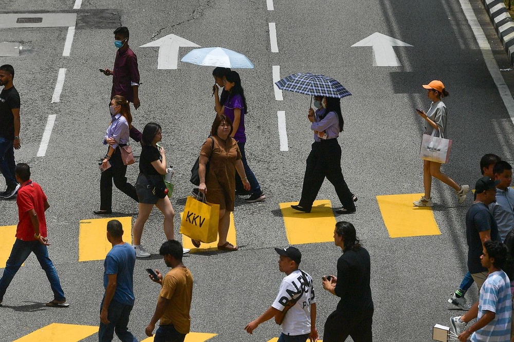 Image from: No deaths reported as Selangor records 13 heat-related illness cases statewide