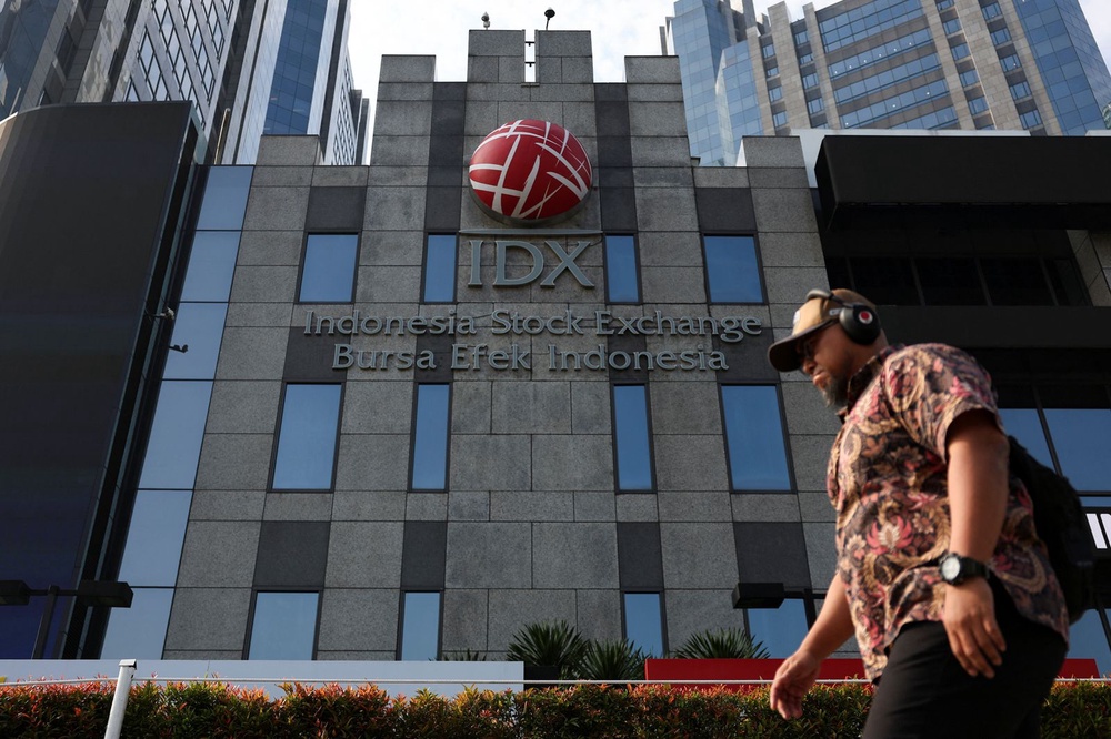 Image from: Indonesia's economic growth slows to 5.3 pct in second quarter, but beats forecast