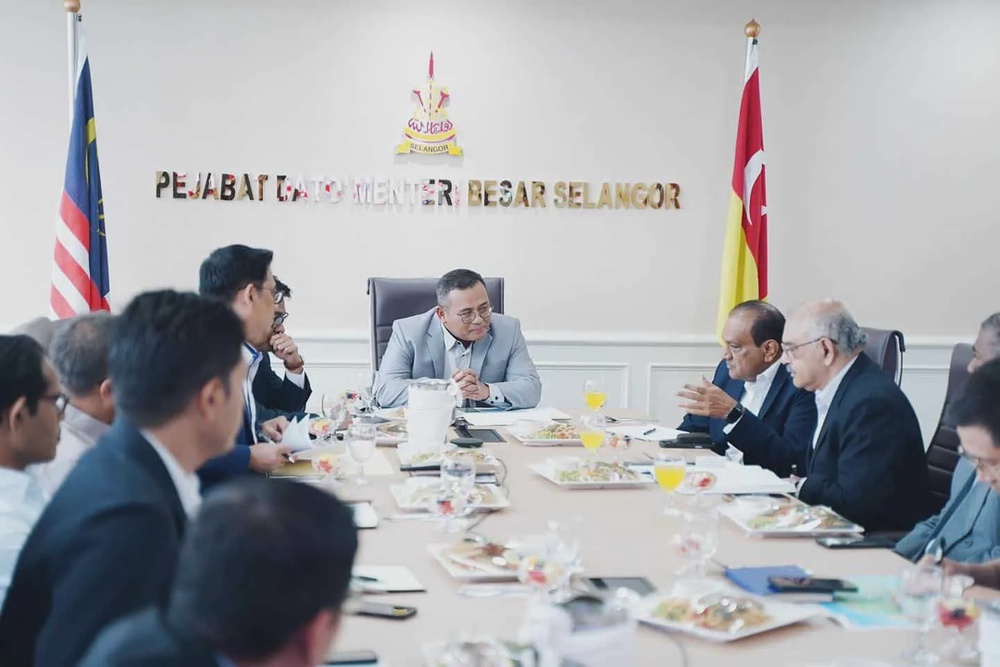 Image from: Selangor unveils RM131m stimulus package, offers cash aid, free breakfast