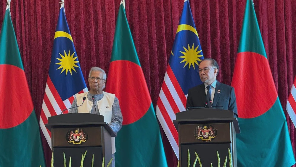 Image from: Bangladesh's premier looks to China, Malaysia for investment, jobs in first trip