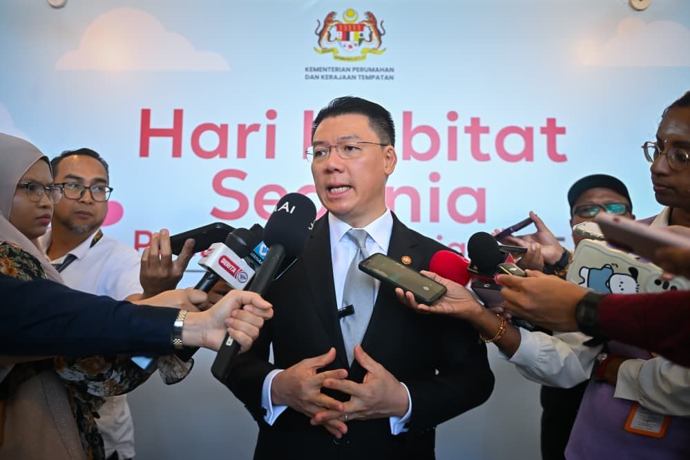 Image from: KPKT sasar lebih 1,000 pusat beli-belah dilengkapi fasiliti kitar semula akhir tahun ini