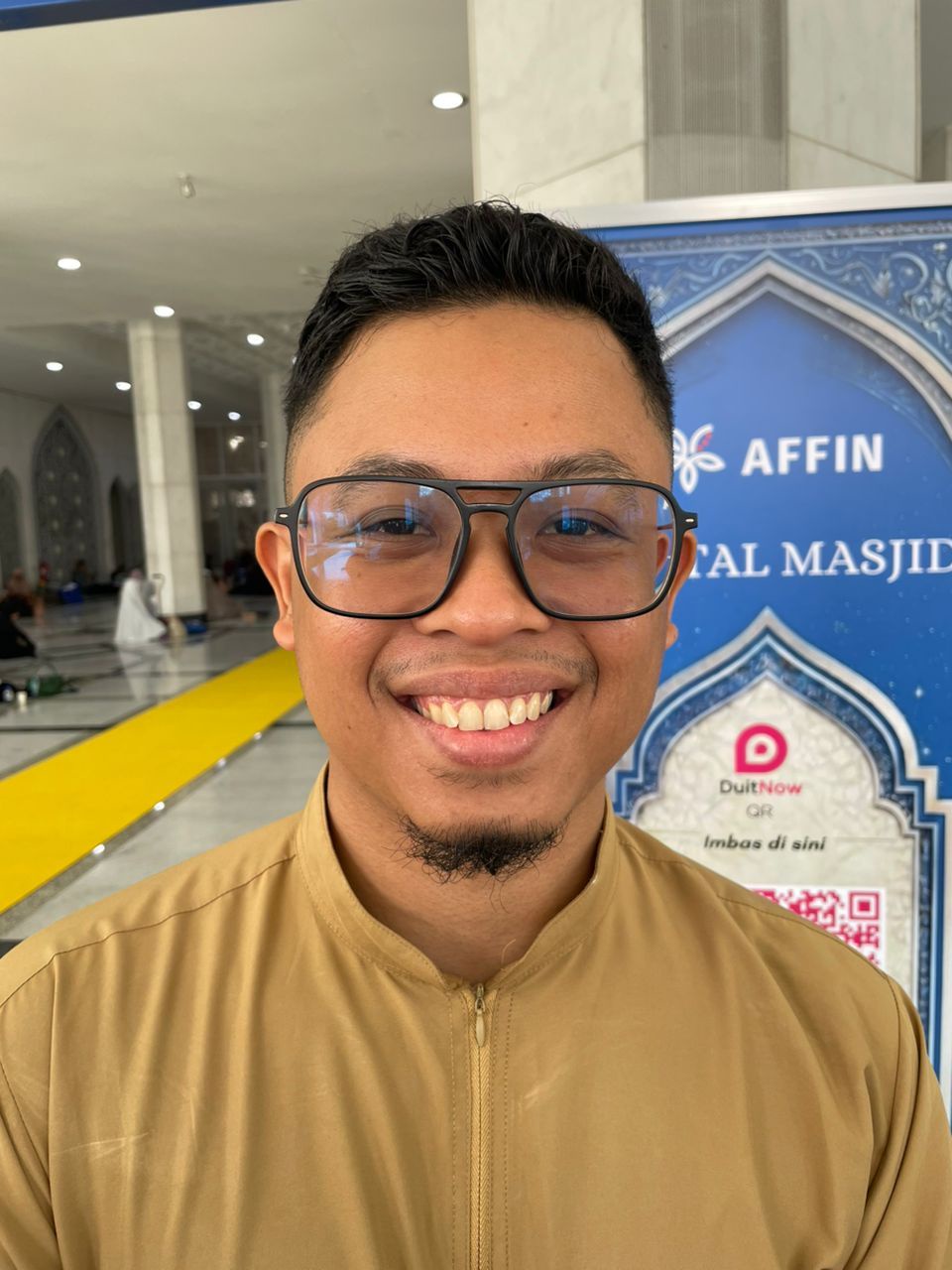Image from: Simpanan duit raya sejak kecil, empat beradik tunai haji usia muda