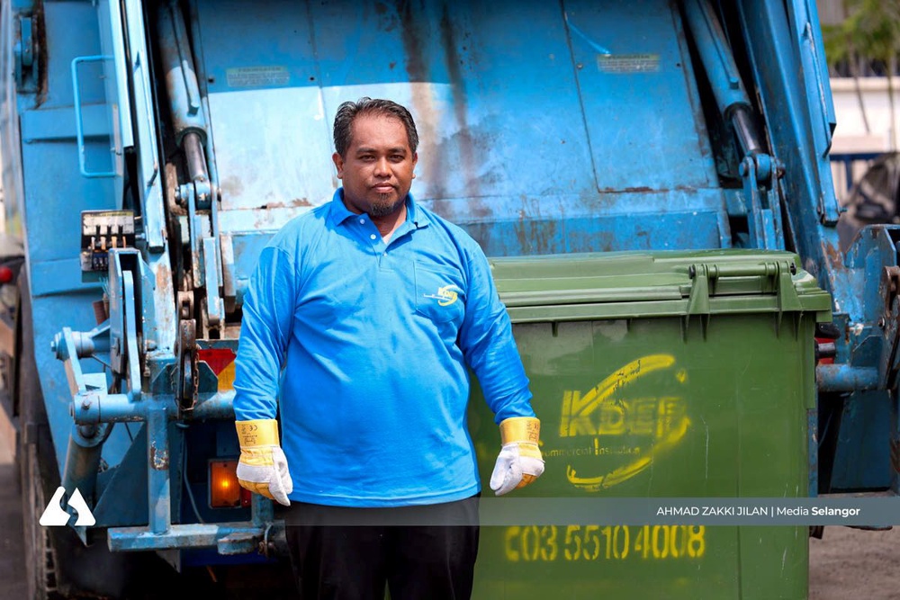 Image from: Potret Ketekunan: Penghargaan Sempena Hari Buruh
