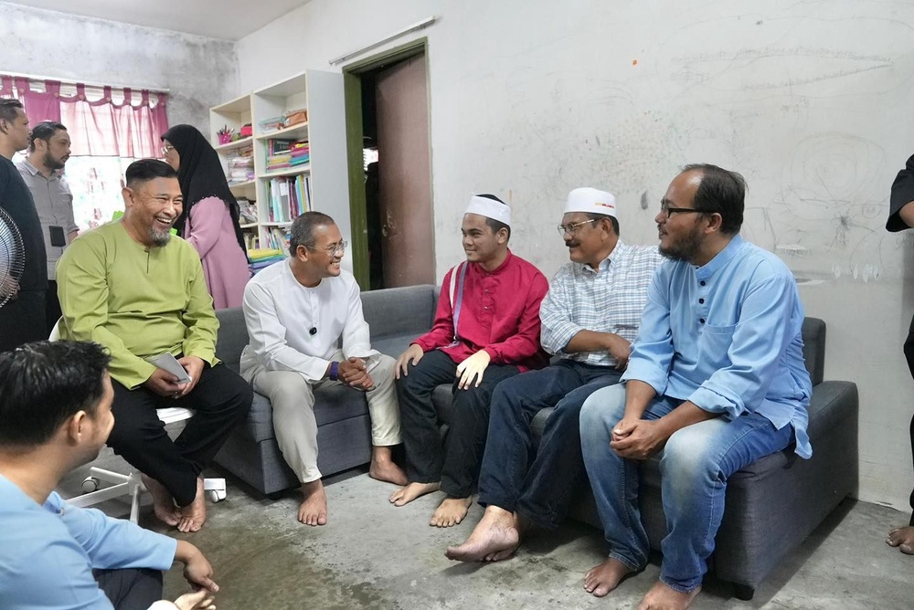 Image from: MB santuni pelajar autisme raih 11A SPM, jadi inspirasi anak muda