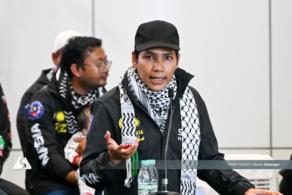 Image from: Dipaksa melutut, digari, dipukul: Aktivis GSF 2.0 dedah kekejaman Israel