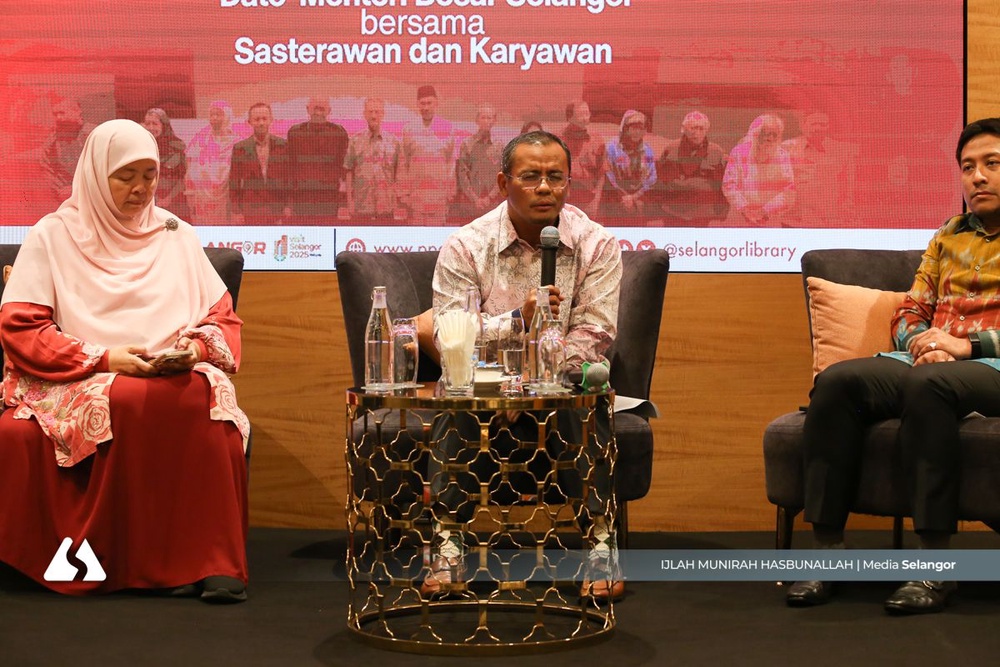 Image from: Selangor rancang program lahir pelapis sasterawan, penulis, peruntuk RM2 juta
