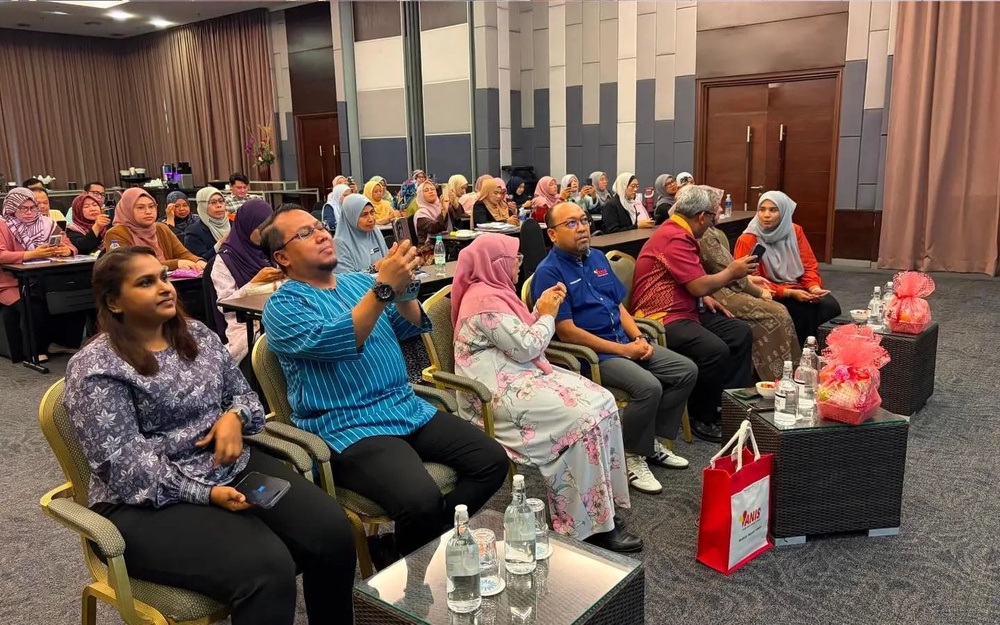 Image from: 64 warga pendidik Selangor sertai bengkel pendidikan inklusif YANIS