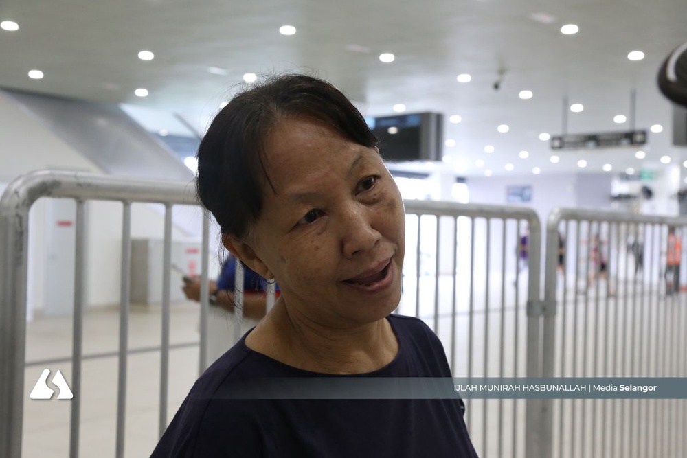 Image from: 一路坐到终点再折返  民众抢鲜体验LRT3
