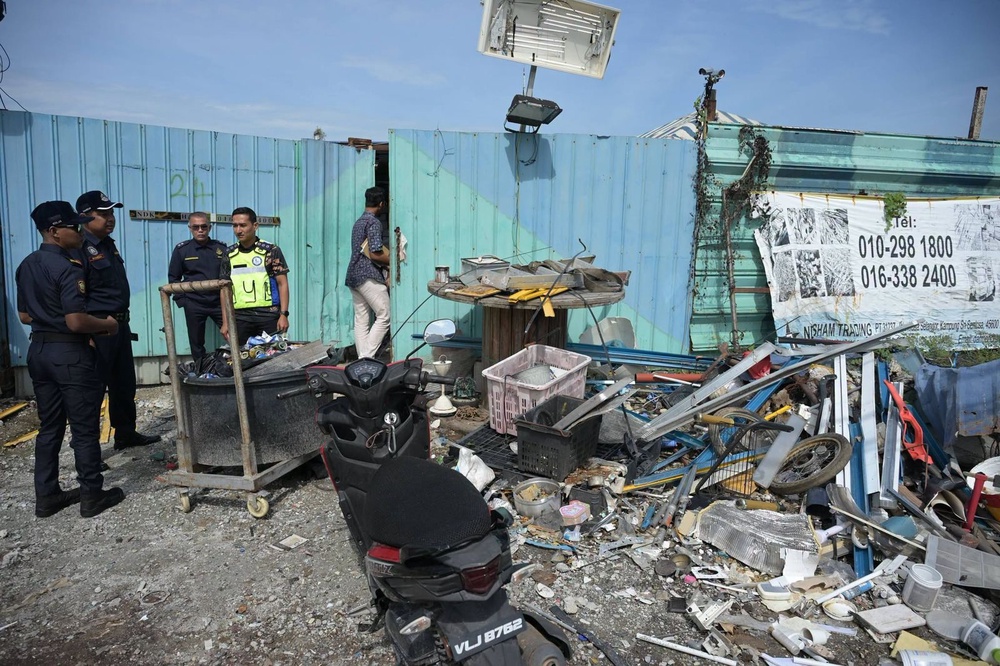 Image from: Three recyclable goods premises ordered to cease operation in MPKS integrated operation
