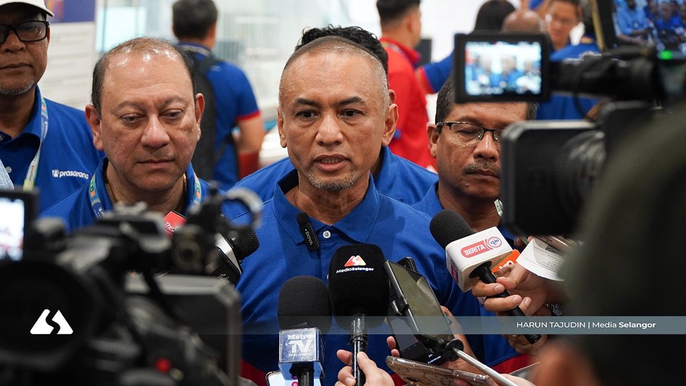 Image from: Prasarana sasar 10,000 penumpang LRT3 hari pertama operasi