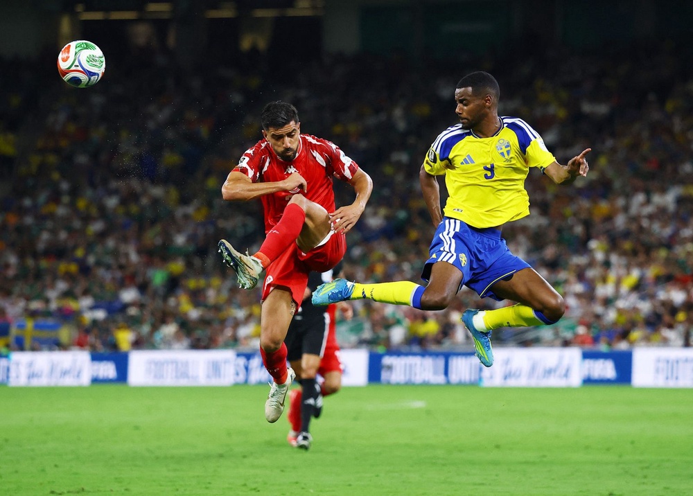 Image from: Sweden smash five past Tunisia in World Cup opener
