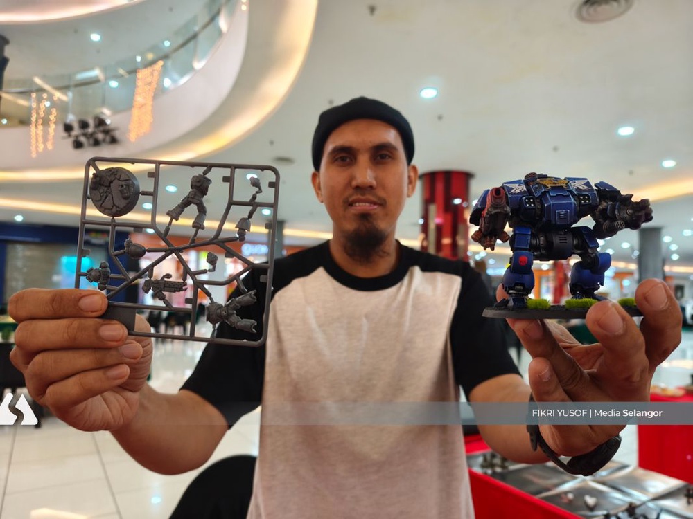 Image from: From collecting miniatures as hobby to earning income