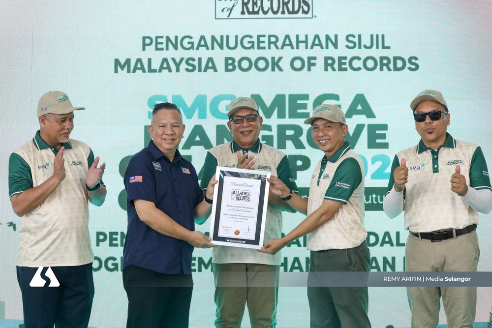 Image from: SMG Mega Mangrove Cleanup cipta rekod MBOR dengan 1,615 peserta