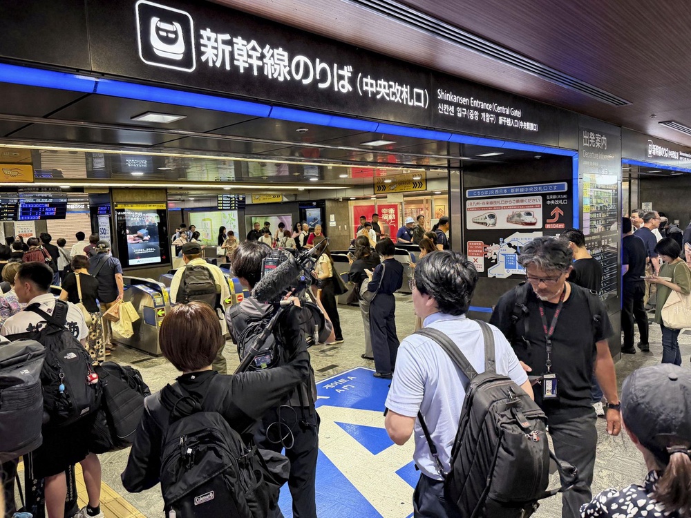 Image from: 日本熊本7.1级强震酿至少50伤  永旺商场爆炸墙体坍塌