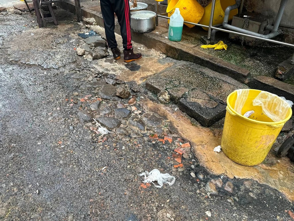 Image from: Kajang rep calls for comprehensive action as drains continue to be clogged with rubbish