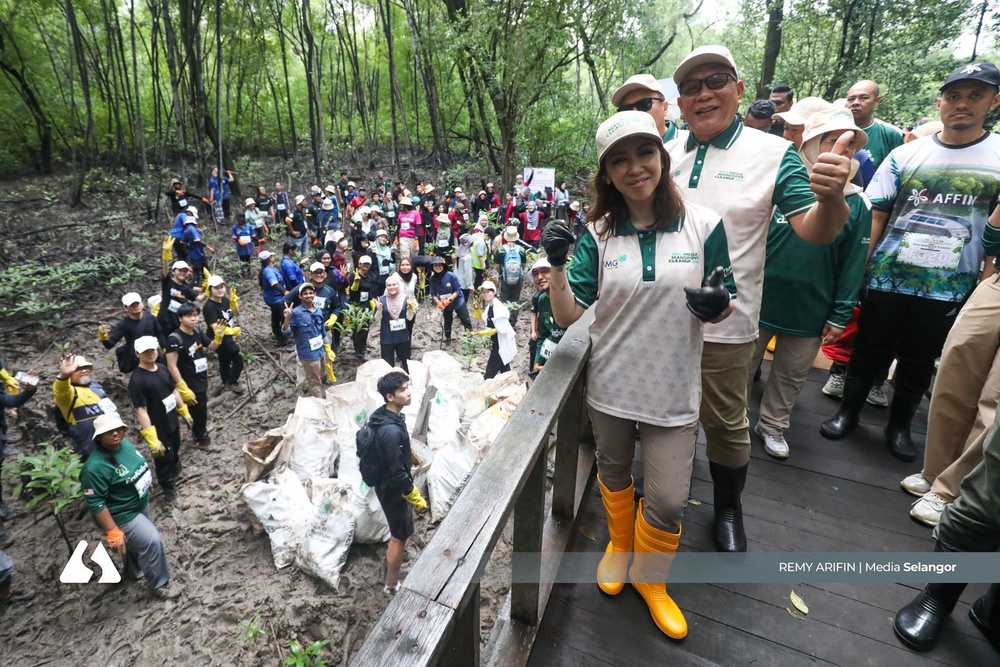 Image from: YANIS perkasa komuniti OKU menerusi SMG Mega Mangrove Cleanup 2026