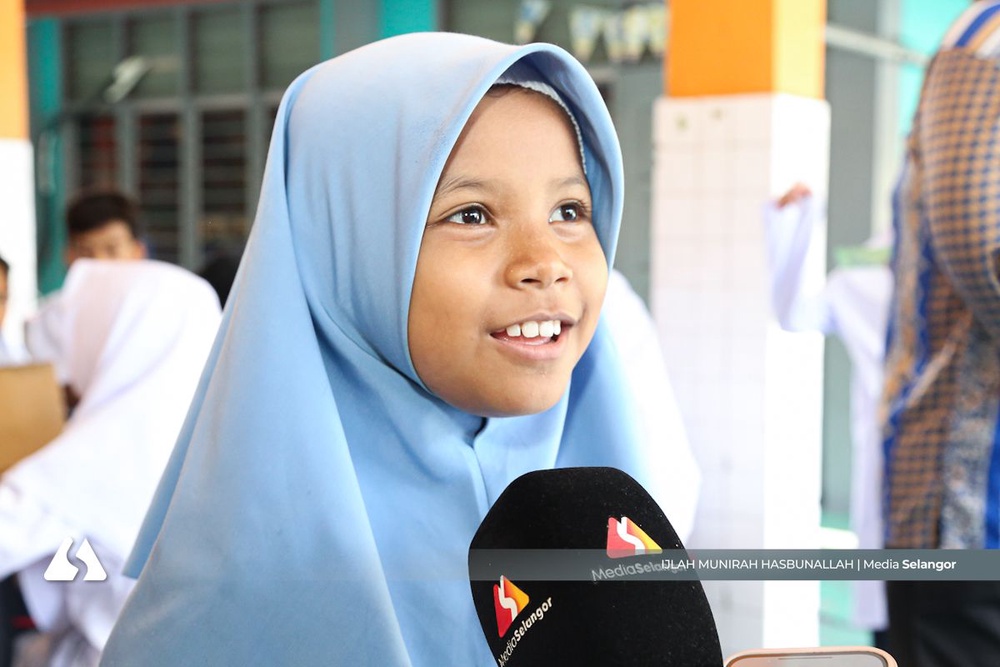 Image from: Murid gembira nikmati sarapan percuma program Nutrisel, bantu simpan wang saku