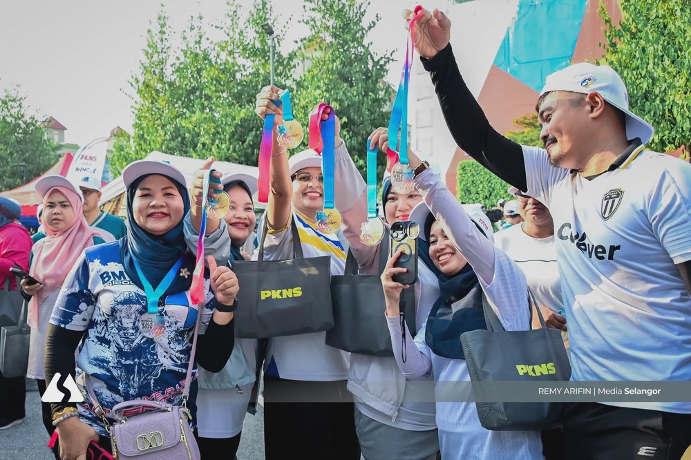 Image from: PKNS Group Mingle Walk satukan warga kerja, sempena ulang tahun Ke-62
