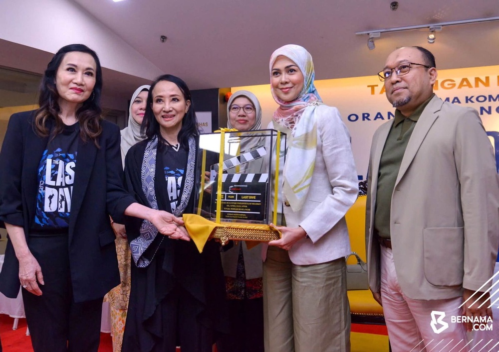 Image from: Tengku Permaisuri Selangor santuni komuniti OKU pada tayangan khas "Last Dive"