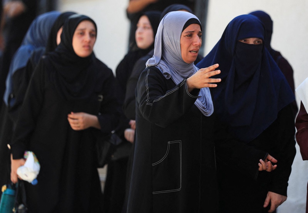 Image from: Israeli strikes kill 18 in Gaza, minister says no deal to halt attacks