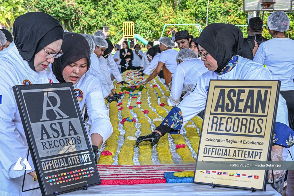 Image from: Pulut Semangat 640 meter cipta rekod ASEAN dan Asia