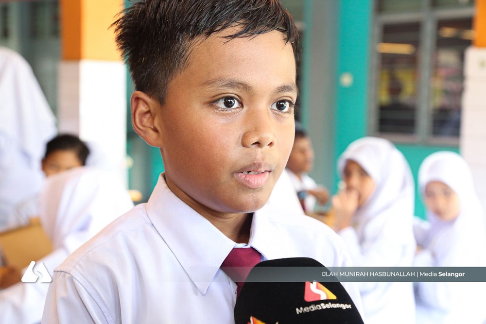 Image from: Murid gembira nikmati sarapan percuma program Nutrisel, bantu simpan wang saku