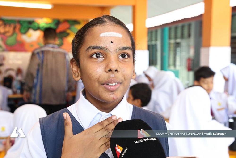 Image from: Murid gembira nikmati sarapan percuma program Nutrisel, bantu simpan wang saku
