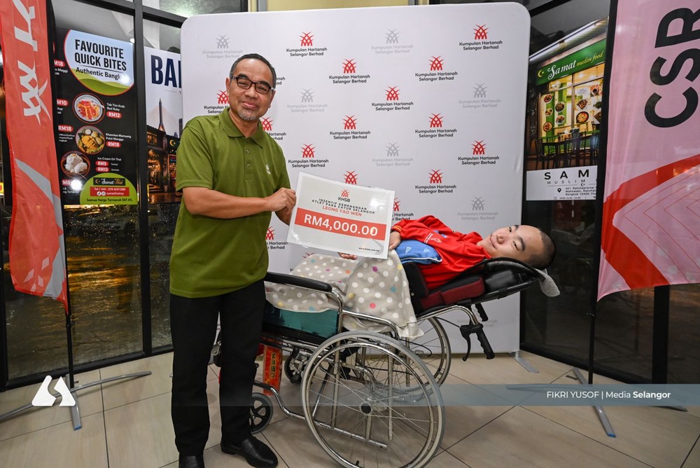 Image from: KHSB terus sokong para catur, hargai kejayaan kontinjen Selangor