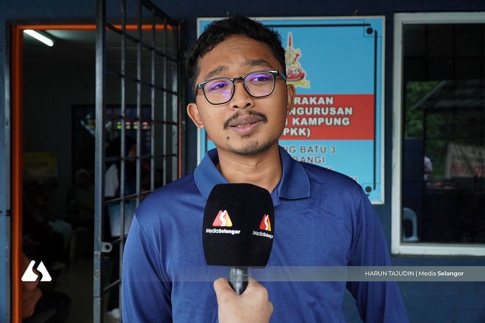 Image from: Mangsa ribut Semenyih lega bantuan Yayasan MBI ringankan kos baik pulih