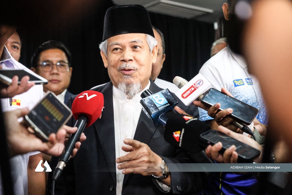 Image from: Piala Jubli Perak: 48 sekolah buru kejuaraan bola sepak, tawar hadiah tunai
