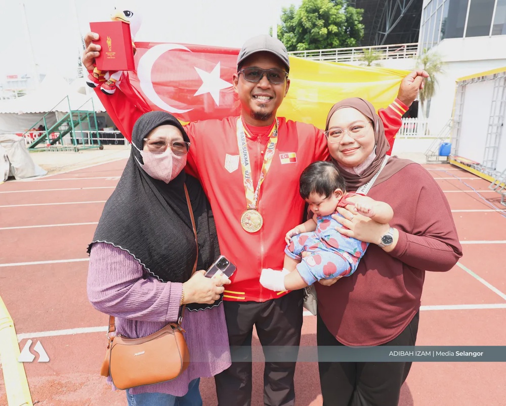 Image from: Para SUKMA: Muhammad Aizat cipta dua rekod, hadiah emas buat Selangor