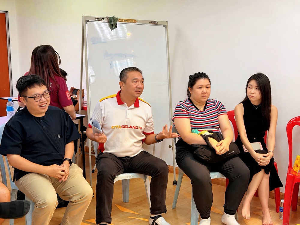 Image from: EXCO temu anak muda, fahami cabaran mobiliti harian