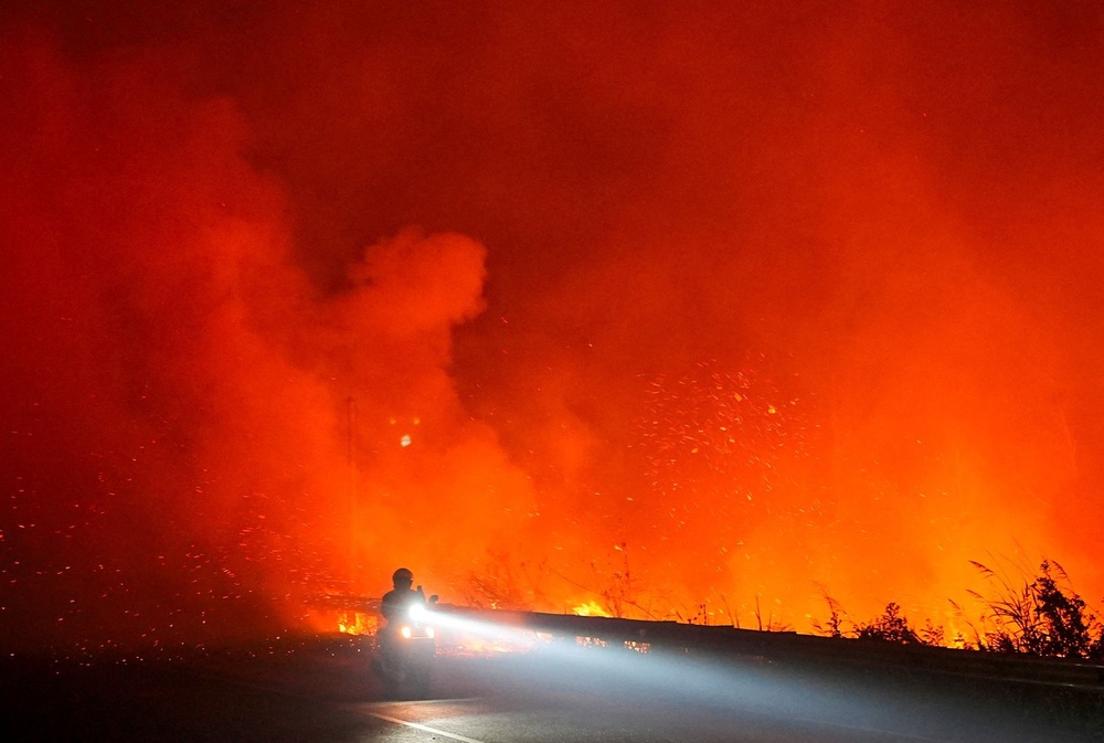 Image from: Transboundary haze: Beyond the hotspots, palm oil debate