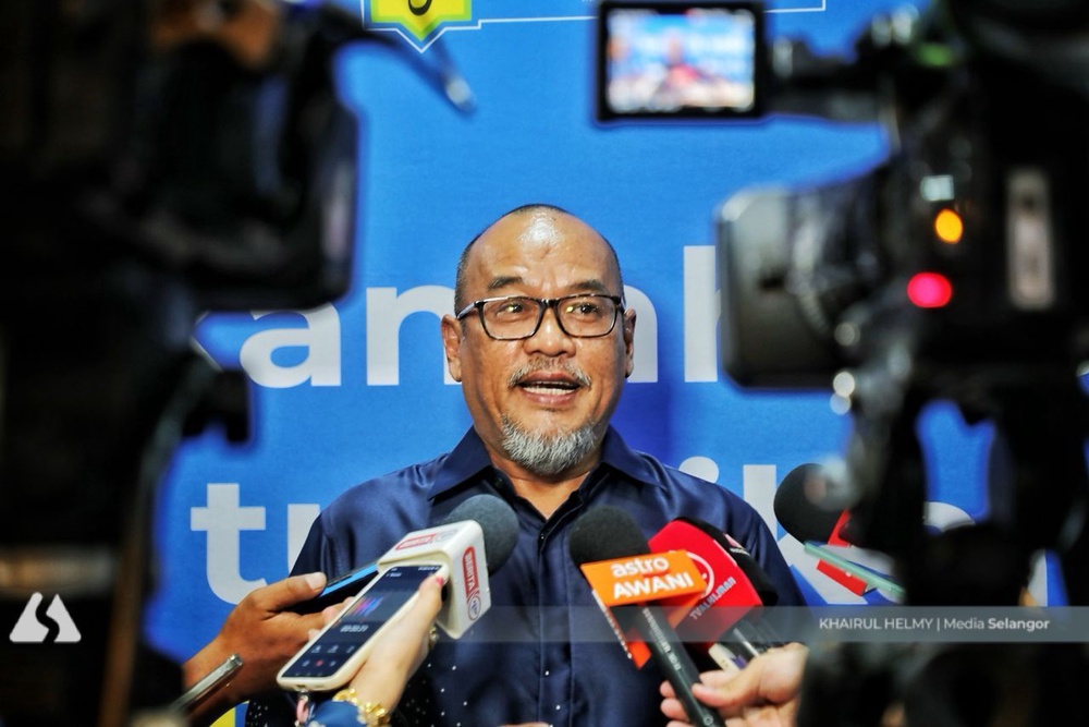 Image from: Raja Muda Selangor berkenan saksikan bayaran zakat niaga RM11.48 juta