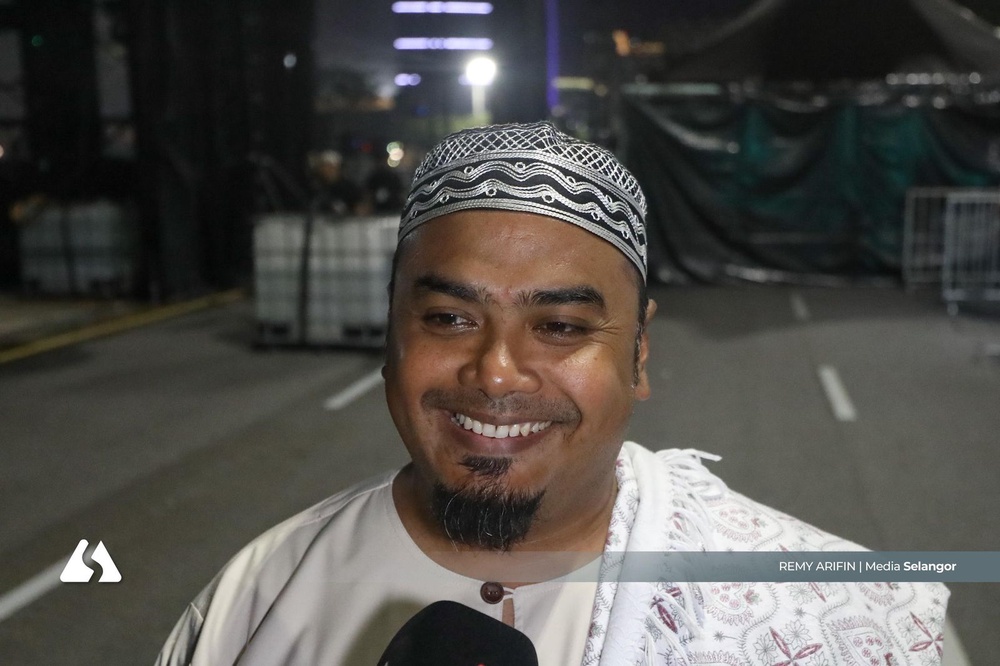 Image from: Alunan Mahabbah Madani himpun 100,000 umat Islam, semai kecintaan kepada Rasulullah