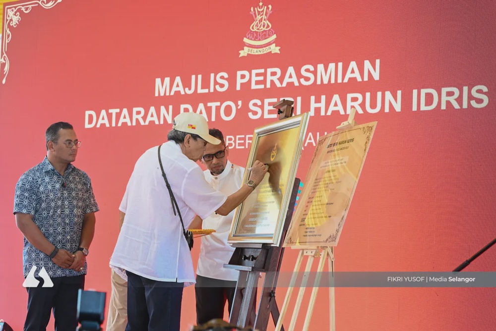 Image from: Selangor rancang laksana tiga projek pemuliharaan pantai bernilai RM55 juta