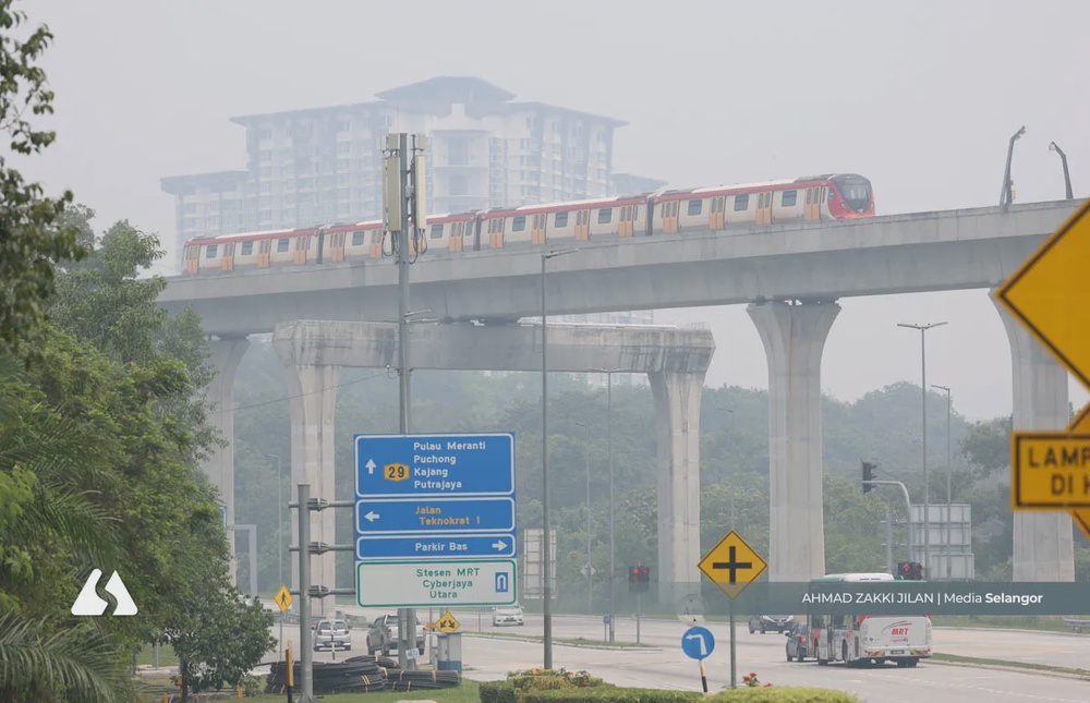 Image from: Jerebu: Sekolah di Selangor buka 19 Oktober, aktiviti luar ditangguh