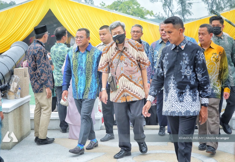 Image from: Sultan Sharafuddin's wisdom continues to guide Selangor, says MB