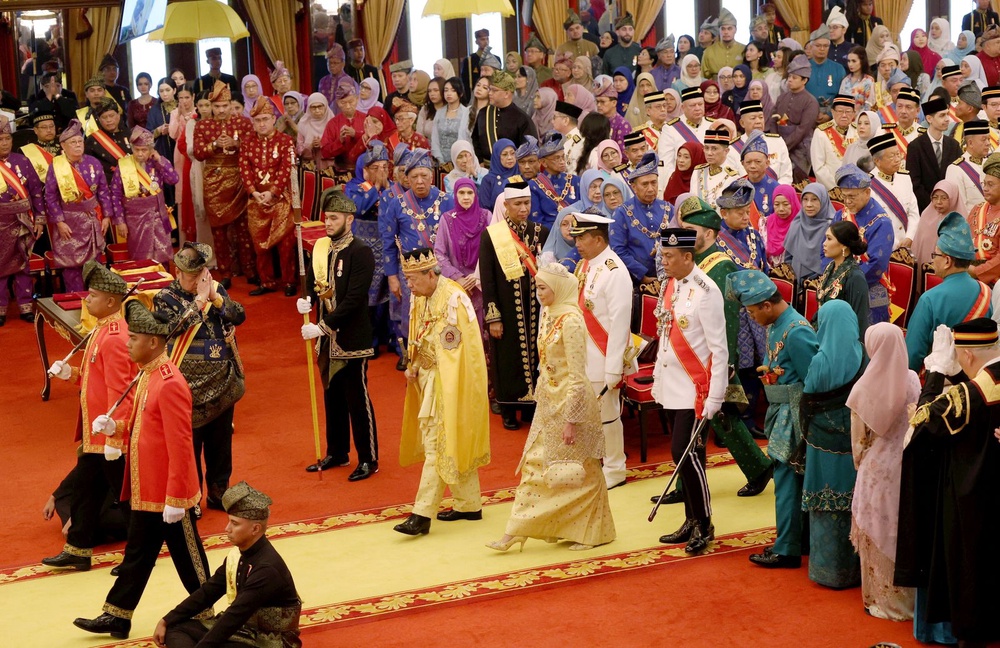 Image from: Istiadat penuh adat dan tradisi sempena Jubli Perak Sultan Selangor