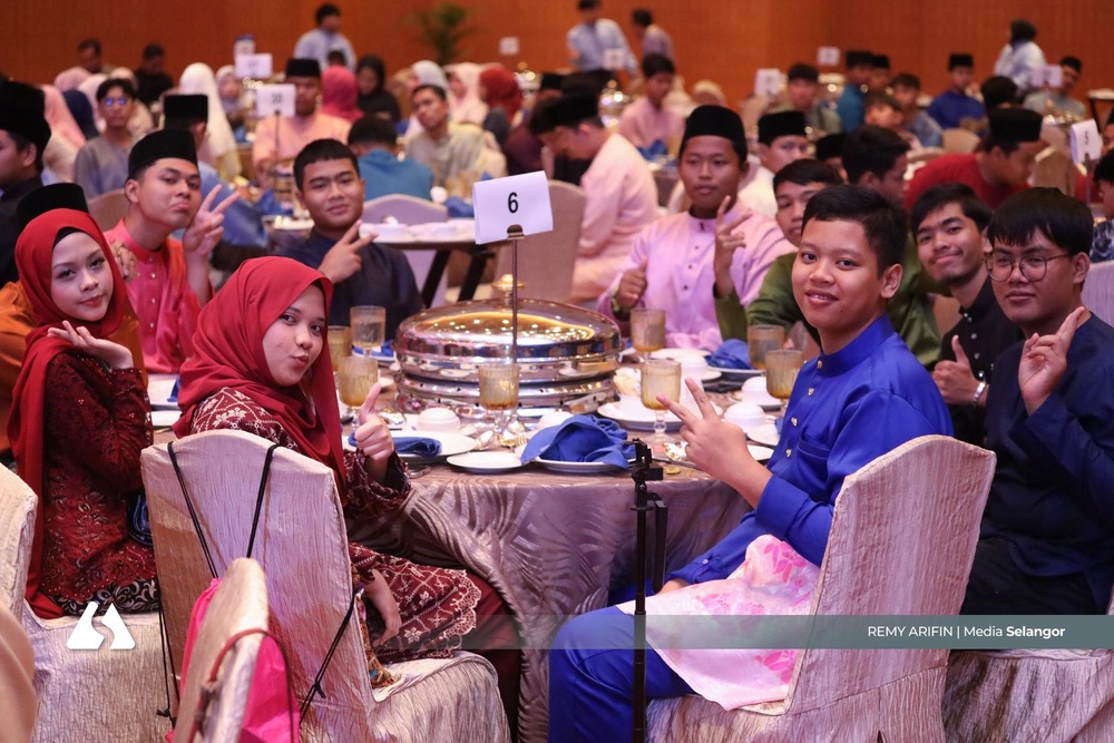 Image from: RM130 juta untuk pendidikan, Selangor perkukuh potensi generasi muda