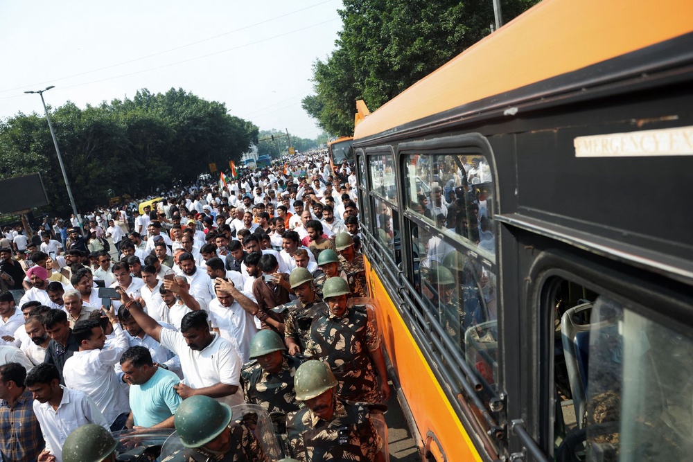 Image from: India opposition parties march to Supreme Court against election chief